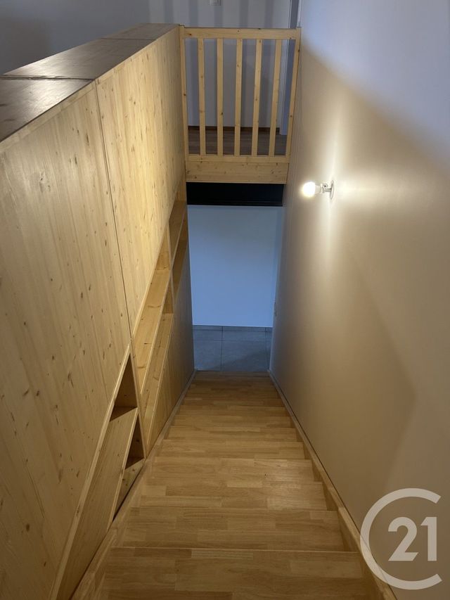 Appartement F3 bis à louer - 5 pièces - 148,04 m2 - Peron - 01 - RHONE-ALPES
