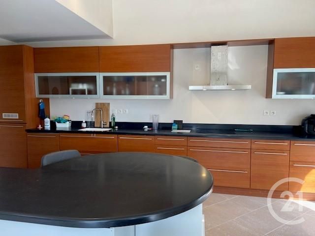 Appartement Duplex à louer - 6 pièces - 155,12 m2 - Ferney Voltaire - 01 - RHONE-ALPES