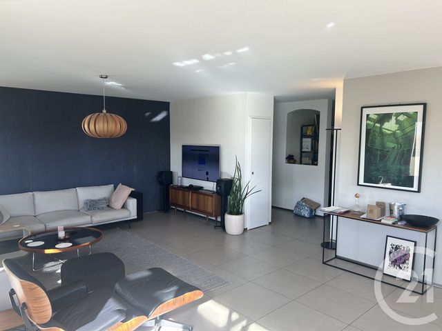 Appartement F4 &agrave; louer - 4 pi&egrave;ces - 126,45 m2 - Ornex - 01 - RHONE-ALPES