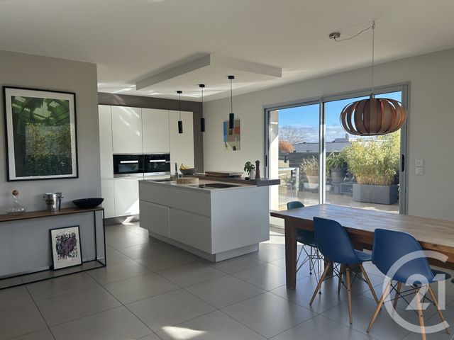 Appartement F4 &agrave; louer - 4 pi&egrave;ces - 126,45 m2 - Ornex - 01 - RHONE-ALPES