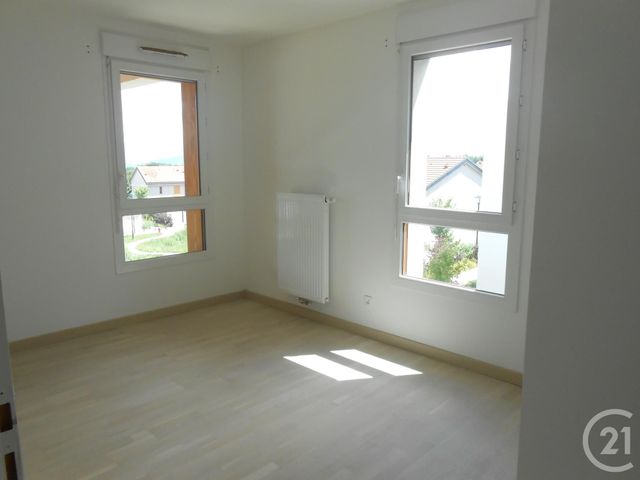 Appartement Duplex &agrave; louer - 4 pi&egrave;ces - 93,79 m2 - Echenevex - 01 - RHONE-ALPES