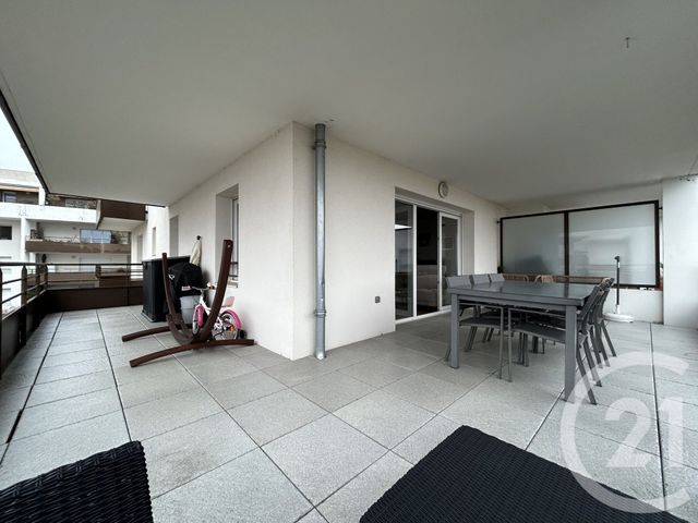 Appartement F3 &agrave; louer - 3 pi&egrave;ces - 77,29 m2 - St Julien En Genevois - 74 - RHONE-ALPES