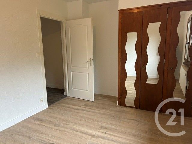 Maison &agrave; louer - 8 pi&egrave;ces - 163,03 m2 - Collonges - 01 - RHONE-ALPES
