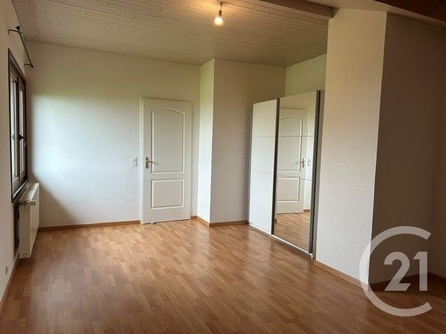 Maison &agrave; louer - 8 pi&egrave;ces - 163,03 m2 - Collonges - 01 - RHONE-ALPES