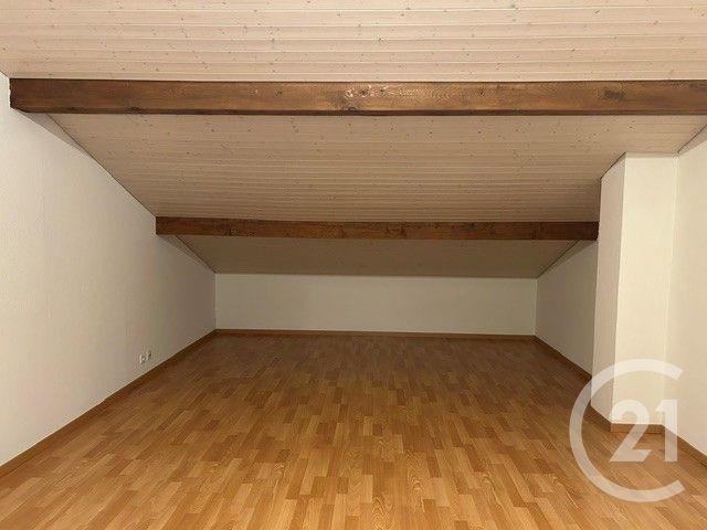 Maison &agrave; louer - 8 pi&egrave;ces - 163,03 m2 - Collonges - 01 - RHONE-ALPES