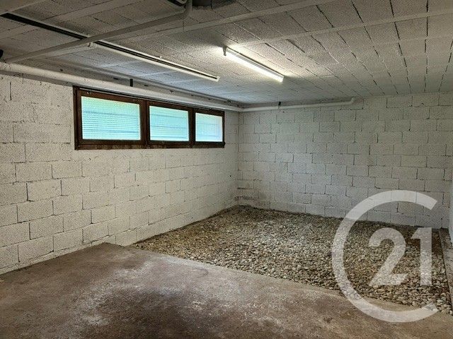 Maison &agrave; louer - 8 pi&egrave;ces - 163,03 m2 - Collonges - 01 - RHONE-ALPES