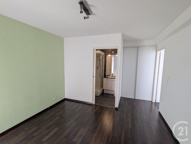 Appartement F4 &agrave; louer - 4 pi&egrave;ces - 83,19 m2 - St Julien En Genevois - 74 - RHONE-ALPES