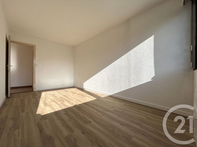 Appartement F2 &agrave; louer - 2 pi&egrave;ces - 50,99 m2 - St Julien En Genevois - 74 - RHONE-ALPES