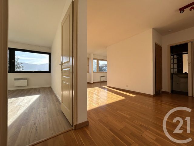 Appartement F2 &agrave; louer - 2 pi&egrave;ces - 50,99 m2 - St Julien En Genevois - 74 - RHONE-ALPES