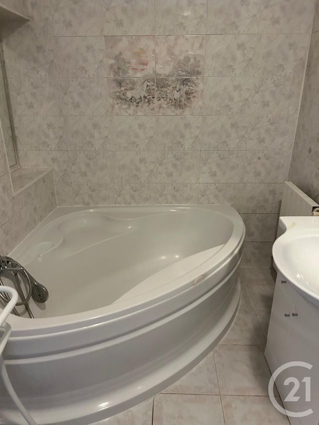 Appartement F3 &agrave; louer - 3 pi&egrave;ces - 78,50 m2 - Annemasse - 74 - RHONE-ALPES