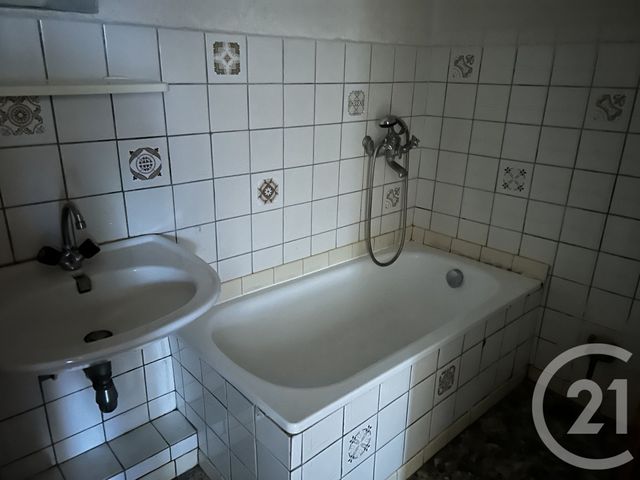 Appartement T2 &agrave; louer - 2 pi&egrave;ces - 52,25 m2 - La Muraz - 74 - RHONE-ALPES