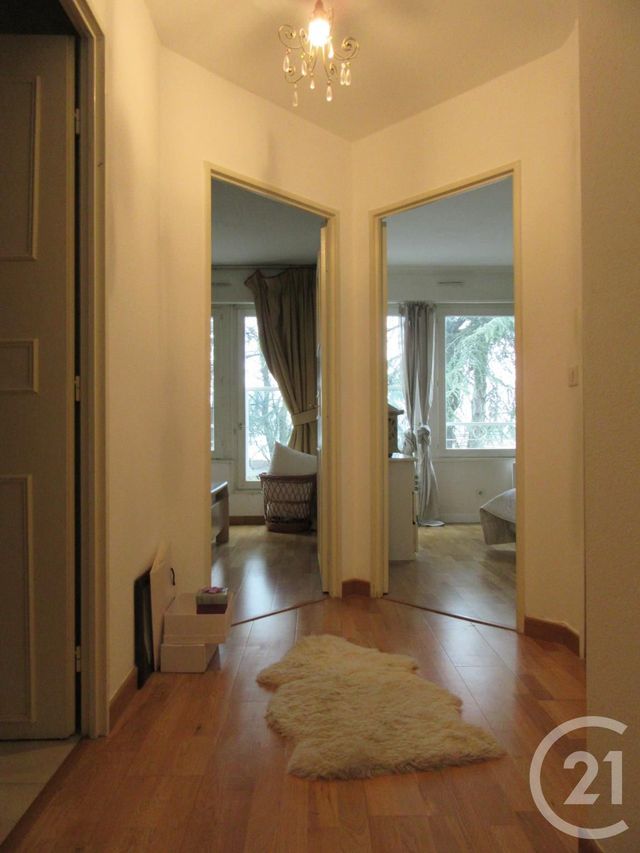 Appartement F3 &agrave; louer - 3 pi&egrave;ces - 68,40 m2 - St Julien En Genevois - 74 - RHONE-ALPES