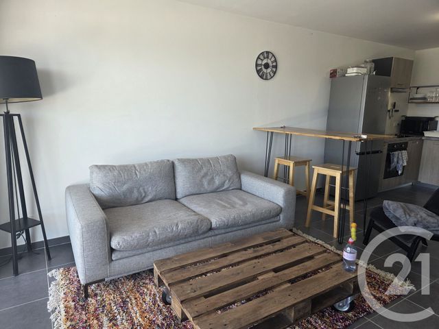 Appartement F2 &agrave; louer - 2 pi&egrave;ces - 43,98 m2 - Crozet - 01 - RHONE-ALPES