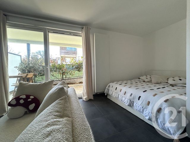 Appartement T1 &agrave; louer - 1 pi&egrave;ce - 38,02 m2 - St Julien En Genevois - 74 - RHONE-ALPES