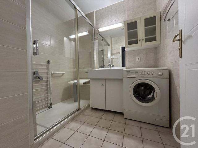 Appartement T3 &agrave; louer - 3 pi&egrave;ces - 66,71 m2 - St Julien En Genevois - 74 - RHONE-ALPES