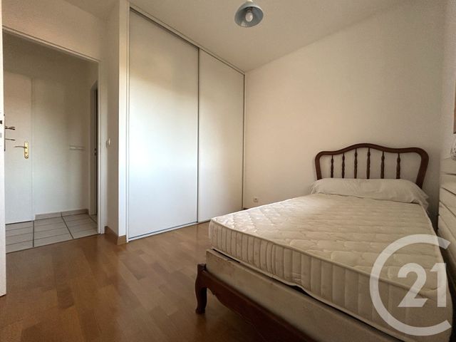 Appartement T3 &agrave; louer - 3 pi&egrave;ces - 66,71 m2 - St Julien En Genevois - 74 - RHONE-ALPES