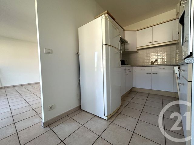 Appartement T3 &agrave; louer - 3 pi&egrave;ces - 66,71 m2 - St Julien En Genevois - 74 - RHONE-ALPES