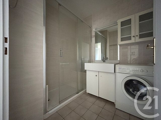 Appartement T3 &agrave; louer - 3 pi&egrave;ces - 66,71 m2 - St Julien En Genevois - 74 - RHONE-ALPES
