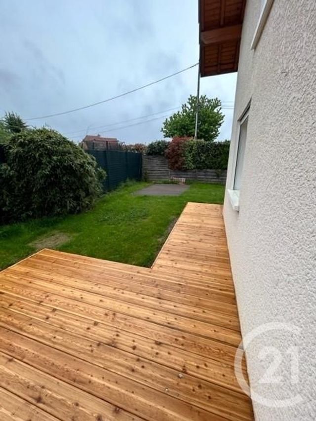 Maison &agrave; louer - 5 pi&egrave;ces - 104,01 m2 - Bons En Chablais - 74 - RHONE-ALPES