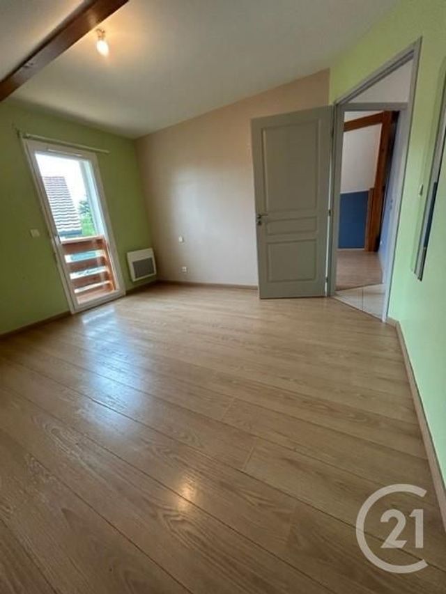 Maison &agrave; louer - 5 pi&egrave;ces - 104,01 m2 - Bons En Chablais - 74 - RHONE-ALPES