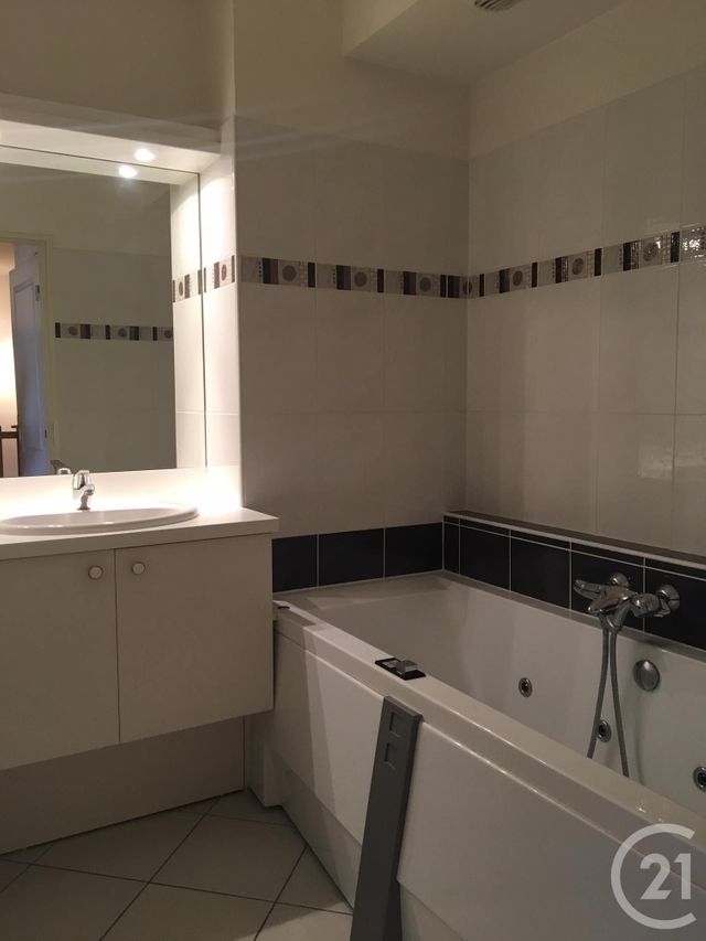 Appartement Duplex &agrave; louer - 4 pi&egrave;ces - 107,56 m2 - Beaumont - 74 - RHONE-ALPES