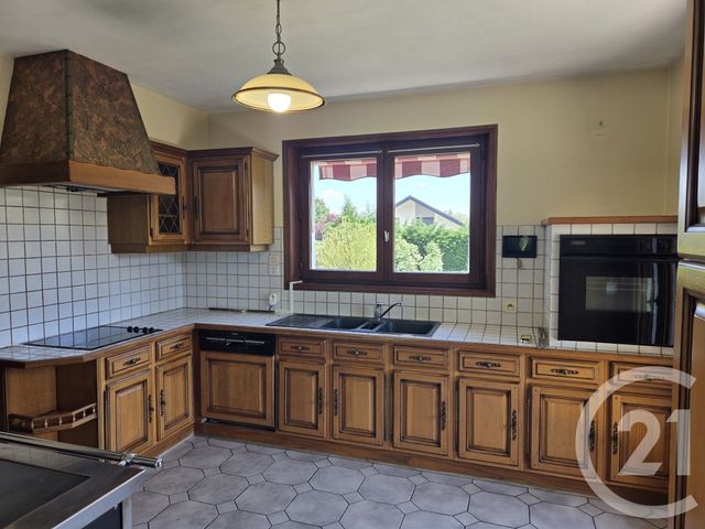 Maison &agrave; louer - 6 pi&egrave;ces - 200 m2 - St Genis Pouilly - 01 - RHONE-ALPES
