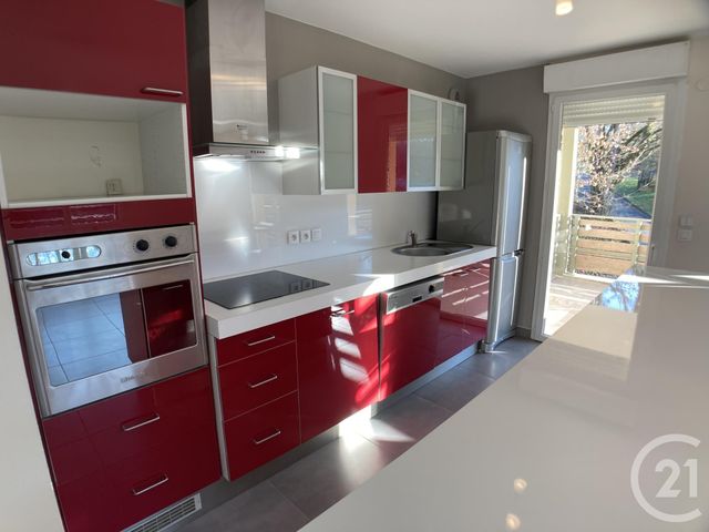 Appartement F4 &agrave; louer - 4 pi&egrave;ces - 88,75 m2 - St Julien En Genevois - 74 - RHONE-ALPES