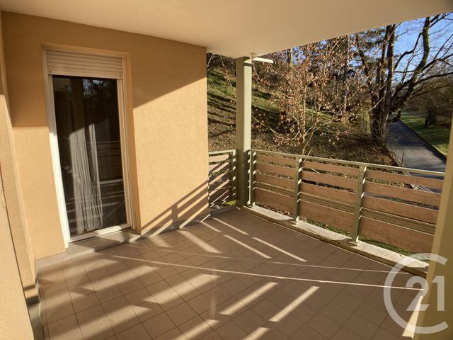 Appartement F4 &agrave; louer - 4 pi&egrave;ces - 88,75 m2 - St Julien En Genevois - 74 - RHONE-ALPES