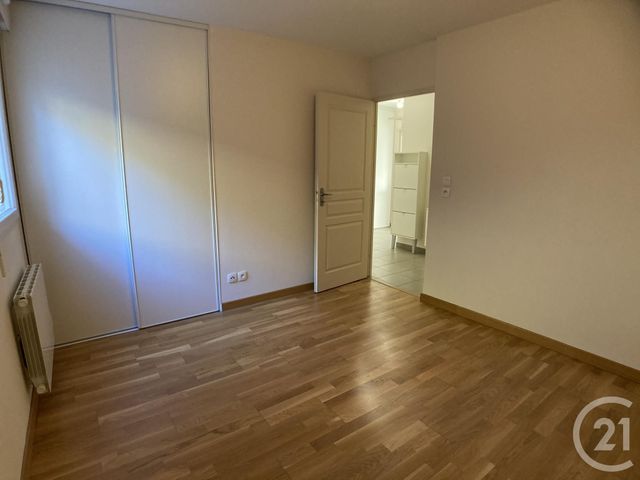 Appartement F4 &agrave; louer - 4 pi&egrave;ces - 88,75 m2 - St Julien En Genevois - 74 - RHONE-ALPES