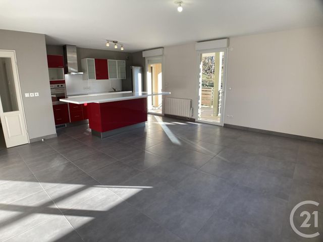 Appartement F4 &agrave; louer - 4 pi&egrave;ces - 88,75 m2 - St Julien En Genevois - 74 - RHONE-ALPES