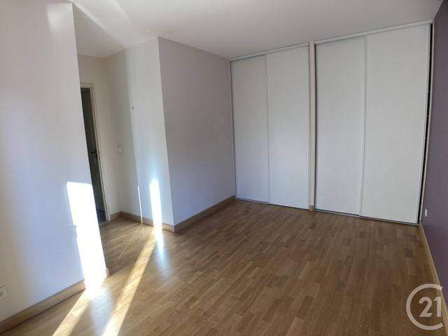 Appartement F4 &agrave; louer - 4 pi&egrave;ces - 88,75 m2 - St Julien En Genevois - 74 - RHONE-ALPES