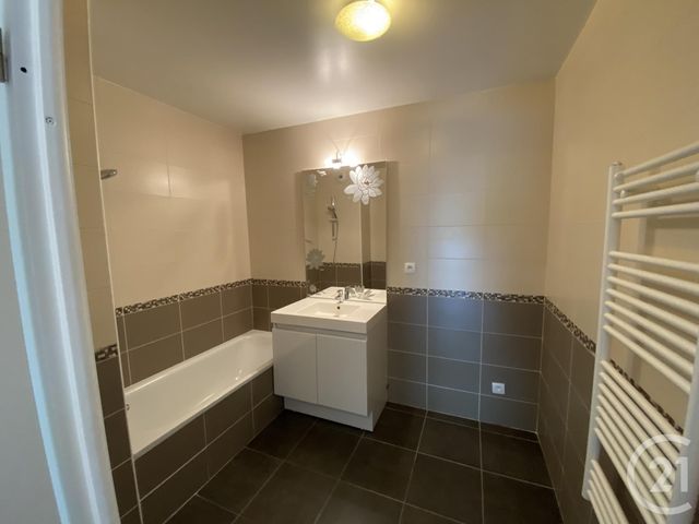 Appartement F3 &agrave; louer - 3 pi&egrave;ces - 58,03 m2 - Annemasse - 74 - RHONE-ALPES