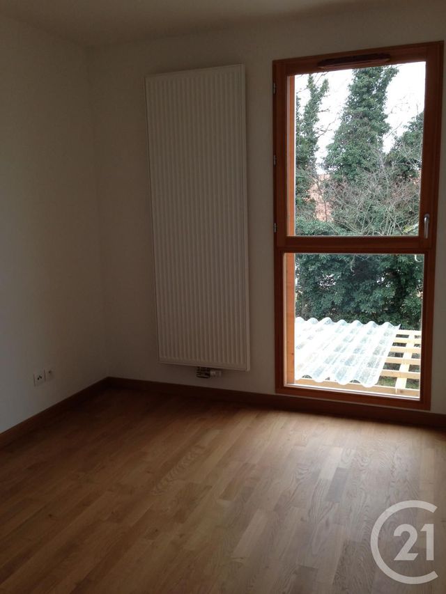 Maison &agrave; louer - 5 pi&egrave;ces - 99,16 m2 - Echenevex - 01 - RHONE-ALPES