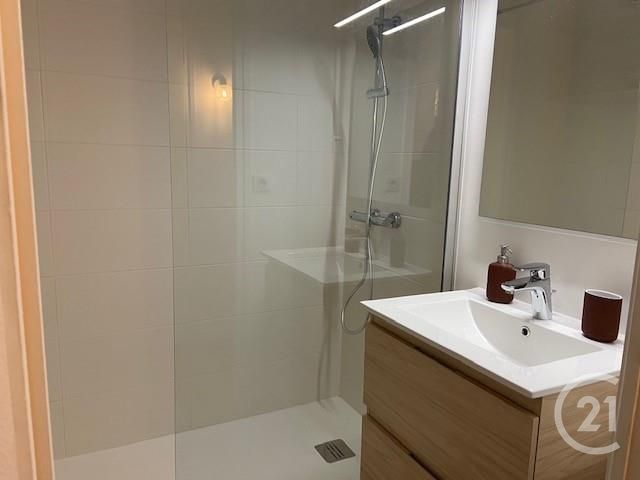 Appartement Studio &agrave; louer - 1 pi&egrave;ce - 30,55 m2 - Ferney Voltaire - 01 - RHONE-ALPES