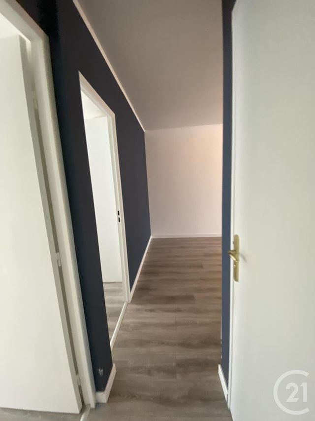 Appartement F4 &agrave; louer - 4 pi&egrave;ces - 96,88 m2 - St Julien En Genevois - 74 - RHONE-ALPES