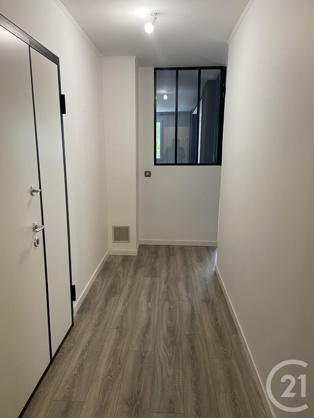 Appartement F4 &agrave; louer - 4 pi&egrave;ces - 96,88 m2 - St Julien En Genevois - 74 - RHONE-ALPES