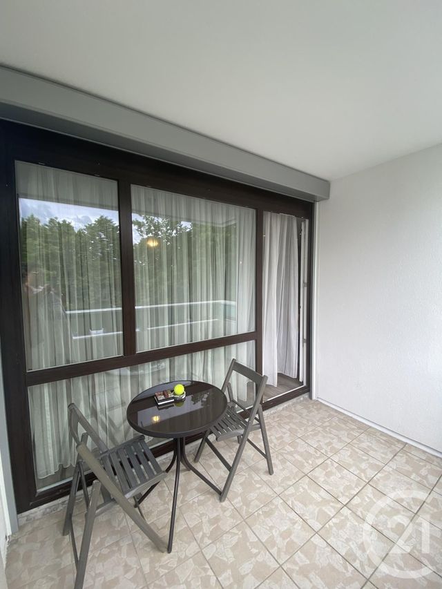 Appartement F4 &agrave; louer - 4 pi&egrave;ces - 96,88 m2 - St Julien En Genevois - 74 - RHONE-ALPES