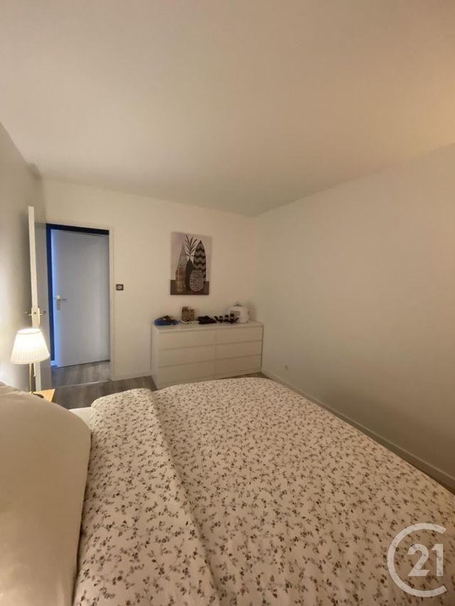Appartement F4 &agrave; louer - 4 pi&egrave;ces - 96,88 m2 - St Julien En Genevois - 74 - RHONE-ALPES