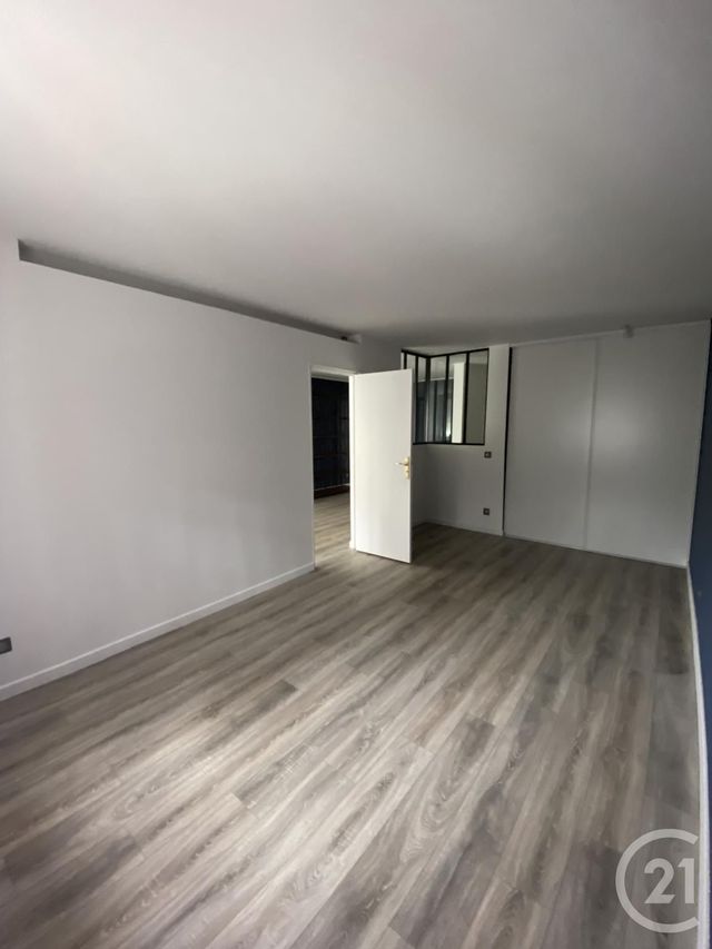 Appartement F4 &agrave; louer - 4 pi&egrave;ces - 96,88 m2 - St Julien En Genevois - 74 - RHONE-ALPES