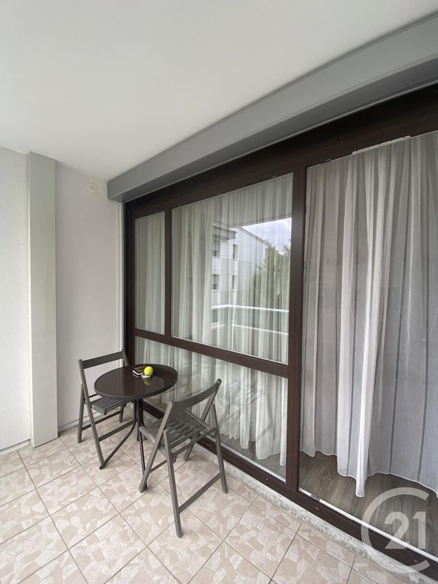 Appartement F4 &agrave; louer - 4 pi&egrave;ces - 96,88 m2 - St Julien En Genevois - 74 - RHONE-ALPES