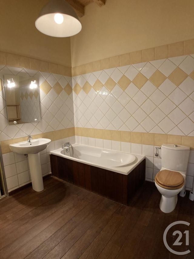 Appartement F4 &agrave; louer - 4 pi&egrave;ces - 96,70 m2 - Ornex - 01 - RHONE-ALPES