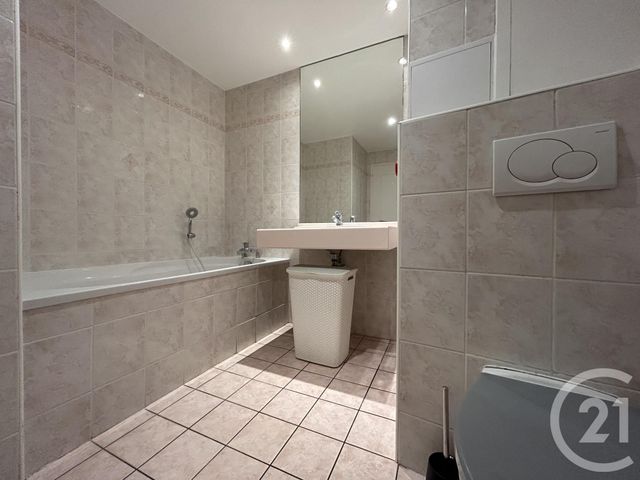 Appartement Studio &agrave; louer - 1 pi&egrave;ce - 33,58 m2 - St Julien En Genevois - 74 - RHONE-ALPES