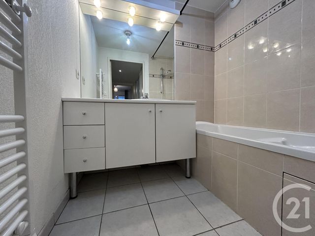 Appartement F2 &agrave; louer - 2 pi&egrave;ces - 42,40 m2 - Valleiry - 74 - RHONE-ALPES