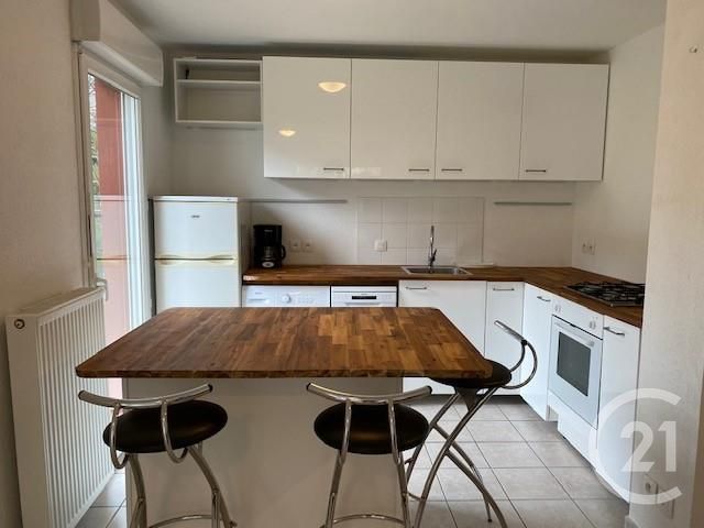 Appartement T1 &agrave; louer - 1 pi&egrave;ce - 31,92 m2 - Gex - 01 - RHONE-ALPES