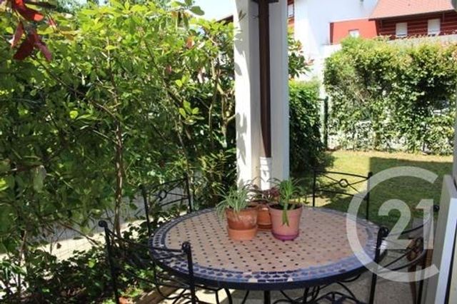 Appartement T1 &agrave; louer - 1 pi&egrave;ce - 31,92 m2 - Gex - 01 - RHONE-ALPES