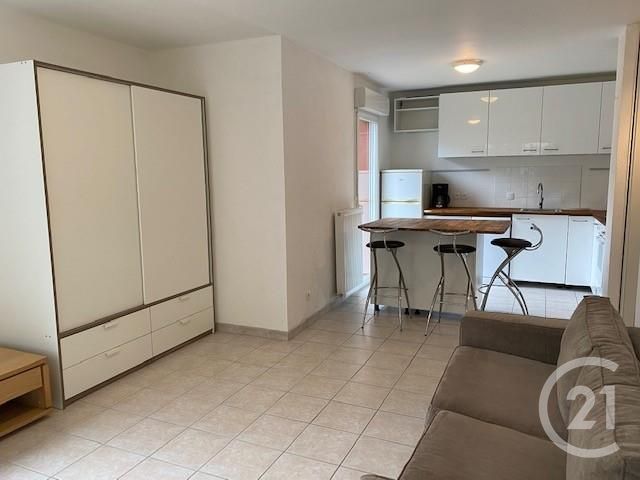 Appartement T1 &agrave; louer - 1 pi&egrave;ce - 31,92 m2 - Gex - 01 - RHONE-ALPES