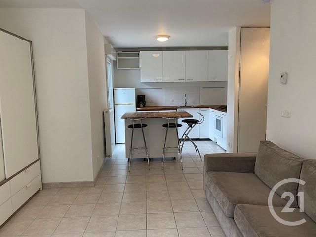 Appartement T1 &agrave; louer - 1 pi&egrave;ce - 31,92 m2 - Gex - 01 - RHONE-ALPES
