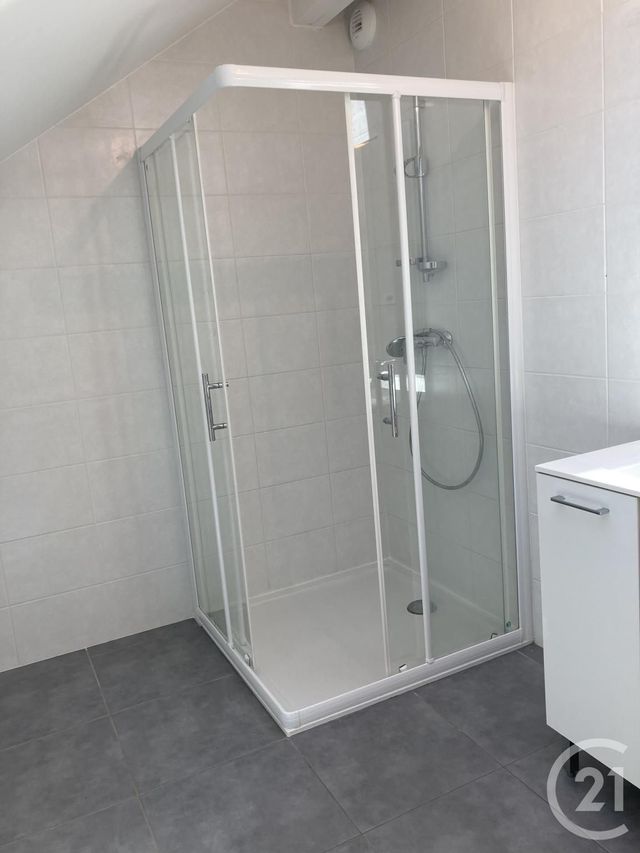 Appartement F4 &agrave; louer - 4 pi&egrave;ces - 97 m2 - Archamps - 74 - RHONE-ALPES