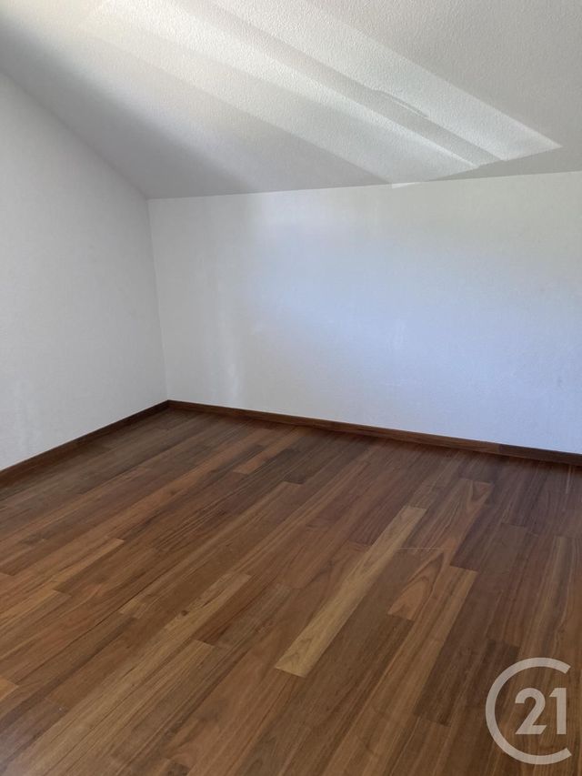 Appartement F4 &agrave; louer - 4 pi&egrave;ces - 97 m2 - Archamps - 74 - RHONE-ALPES