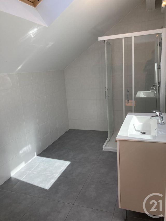 Appartement F4 &agrave; louer - 4 pi&egrave;ces - 97 m2 - Archamps - 74 - RHONE-ALPES